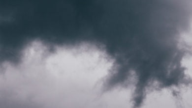 A grey cloud