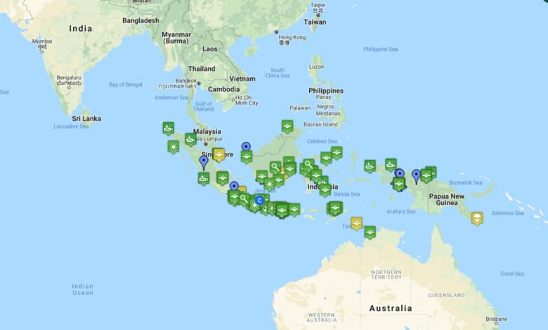 A map of Indonesia featuring highlighted UFO sightings