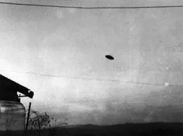 mcminnville-ufo-pictures